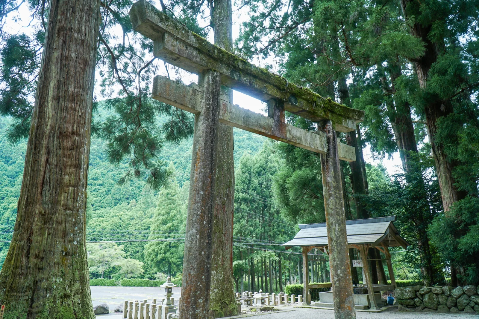 室生龍穴神社の鳥居