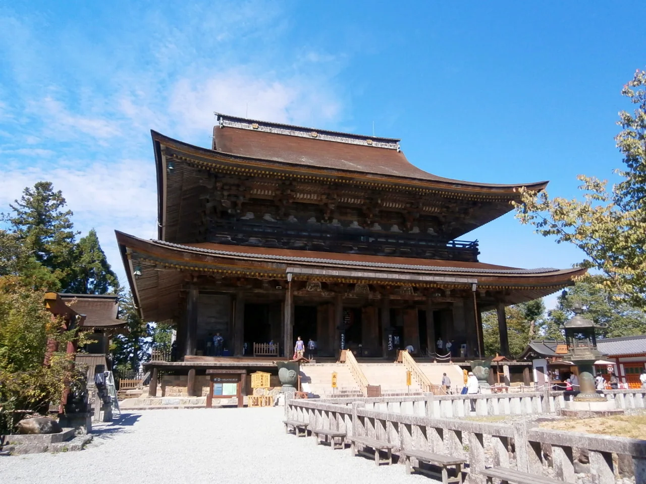 金峯山寺の蔵王堂